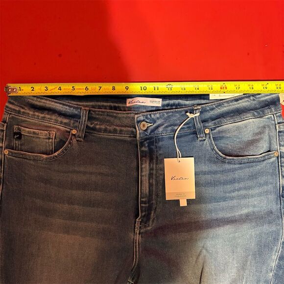 KanCan Women's Size 22 High-Rise Distressed Skinny‎ Jeans Blue Denim - Picture 8 of 10